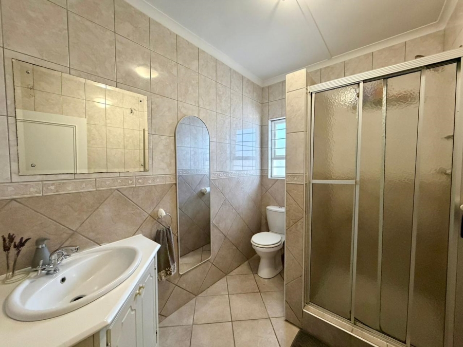 3 Bedroom Property for Sale in Costa Sarda Western Cape